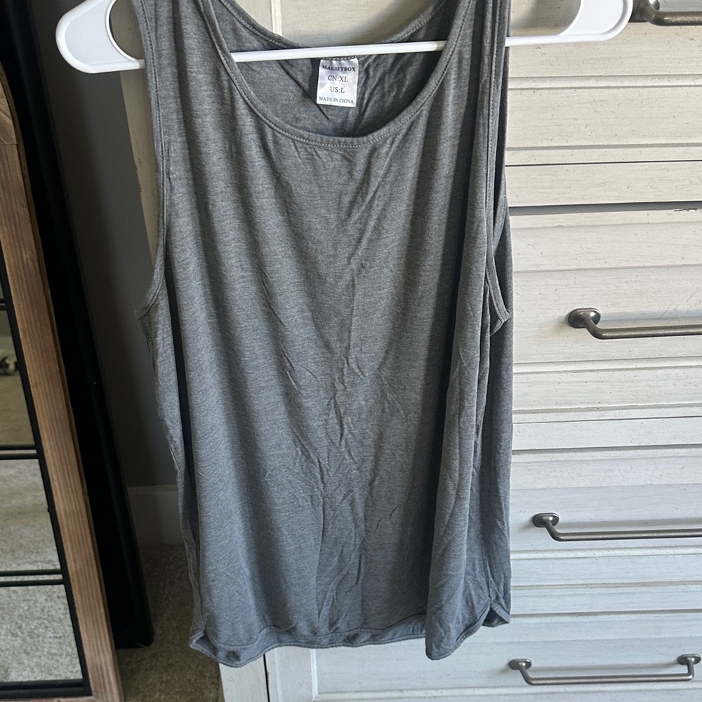 Grey Sleeveless Tank Top -